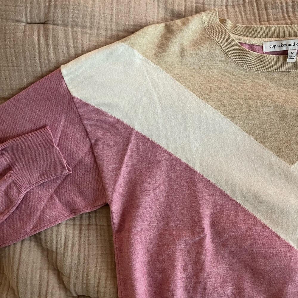 Like-New cupcakes & cashmere Sabine Chevron Sweater - Picture 8 of 12